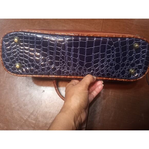 SAMANTHA BROWN Insulated Travel Wine Tote Faux Croc Leather Zip Closure Color - Picture 5 of 8